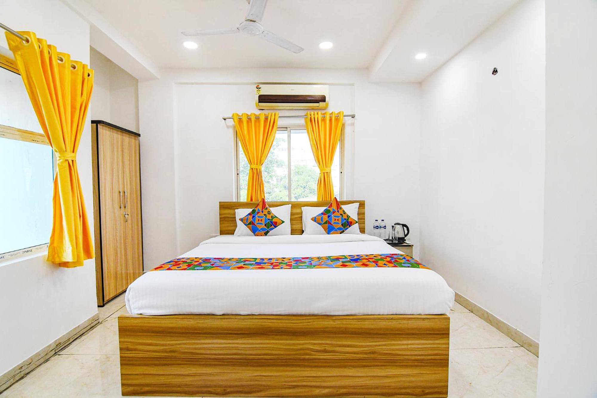 Fabhotel Grand Hazra Inn - Nr Ballygunge Station Kolkata Eksteriør bilde