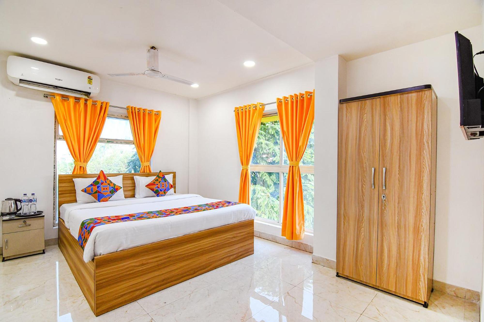 Fabhotel Grand Hazra Inn - Nr Ballygunge Station Kolkata Eksteriør bilde